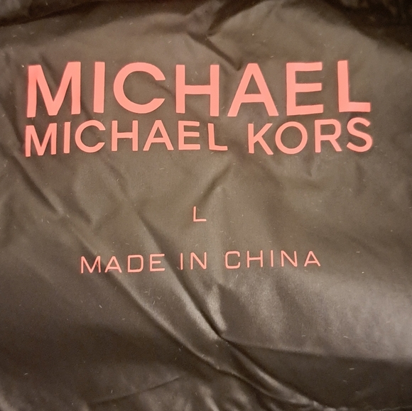 MICHAEL KORS Black Quilted Puffer Vest W/Faux Fur Trim, Removable Hoodie, Sz L - Picture 6 of 16